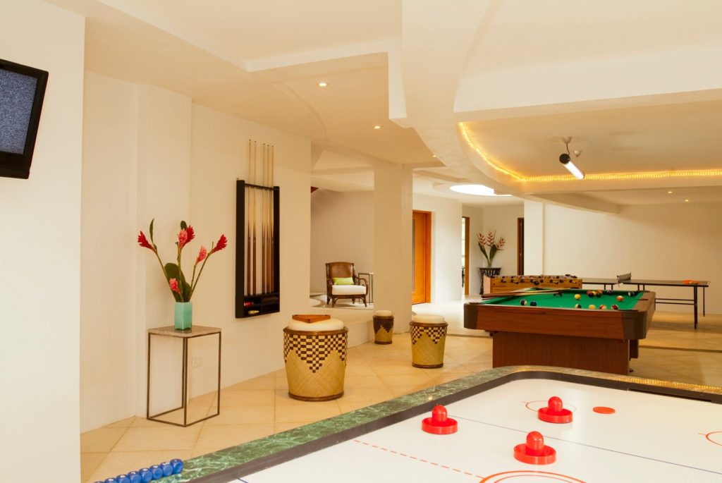 Thoroughly enjoy this one-of-a-kind games room with foosball, pool, and air hockey to keep you and the kids occupied. 