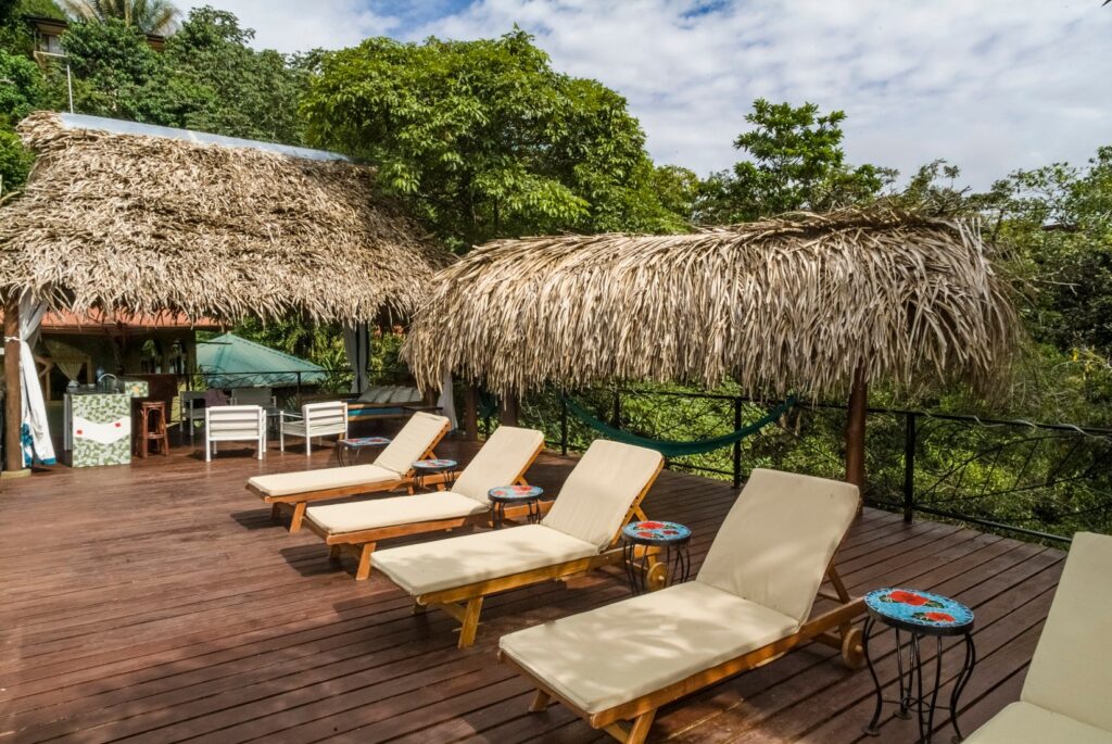 Catch lots of Manuel Antonio sun or relax in the shade of the rancho on the huge sky deck. 