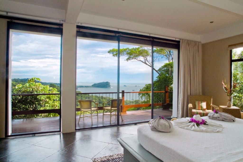 master-bedroom-has-private-balcony