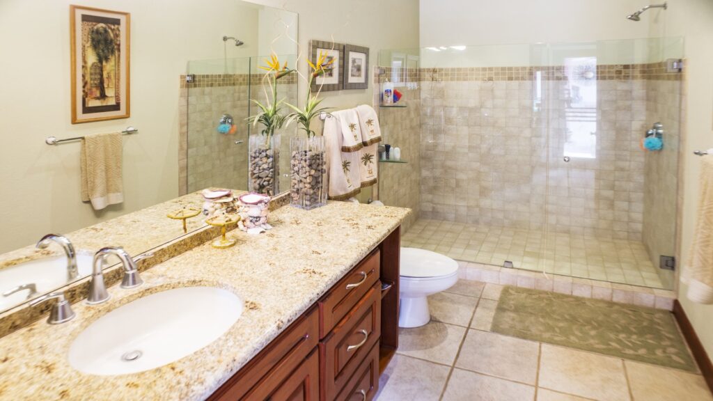 Star studded room for use at your convenience while sitting in this bathroom. Relax, take a shower, indulge like a king