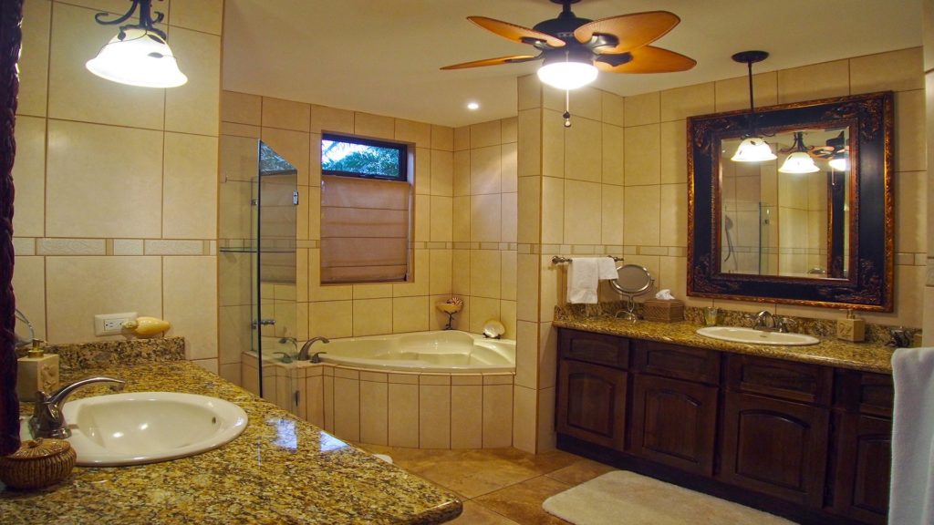 Awesome whirlpool bath in the master bath is awesome after a fun day at the beach