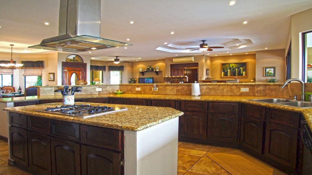 This amazing kitchen has all high-end appliances and  a beautiful design