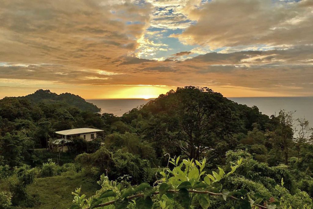 The awesome Manuel Antonio sunset is there every evening. This incredible luxury villa will create long-lasting memories.