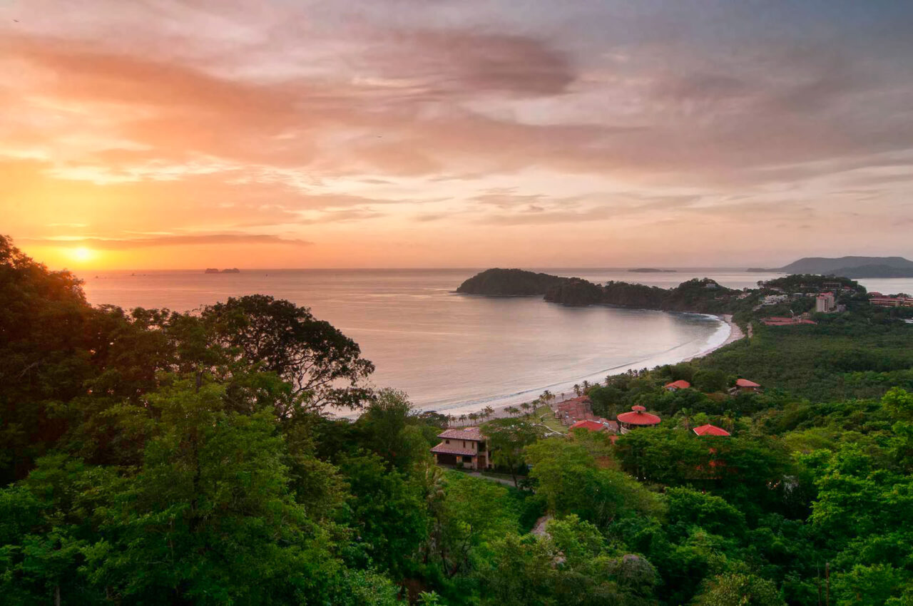 Nightlife of Manuel Antonio - Villas Costa Rica - Villas Costa Rica ...