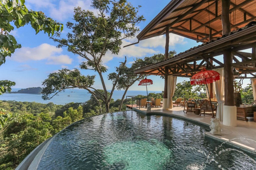 The natural surroundings and awesome ocean view from the infinity pool are breathtaking.
