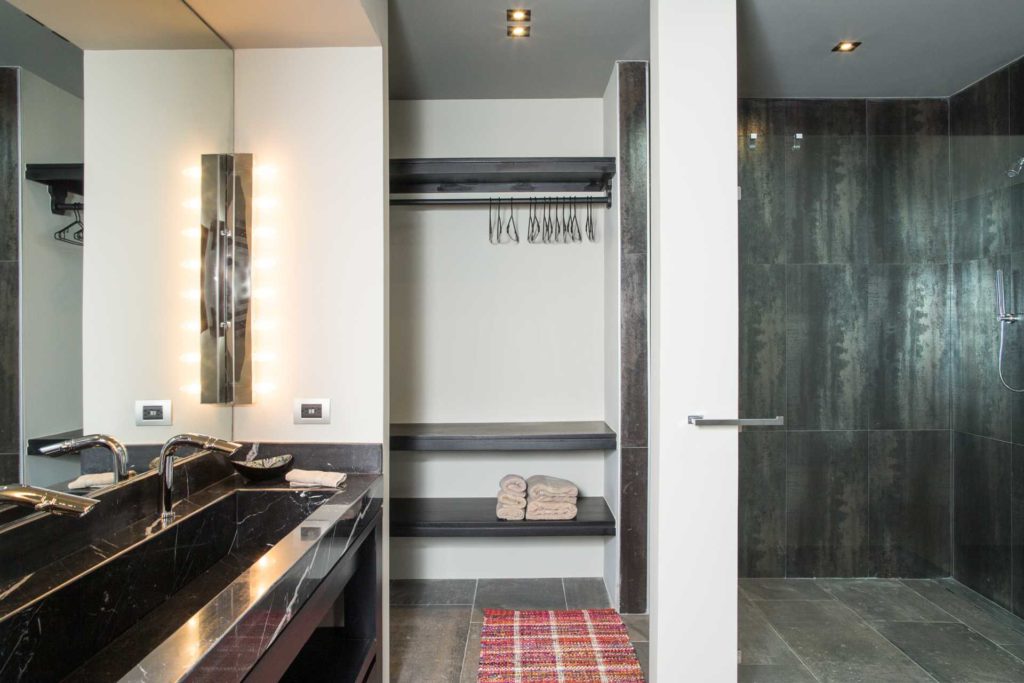 The luxurious bathrooms are spacious and meticulously designed.