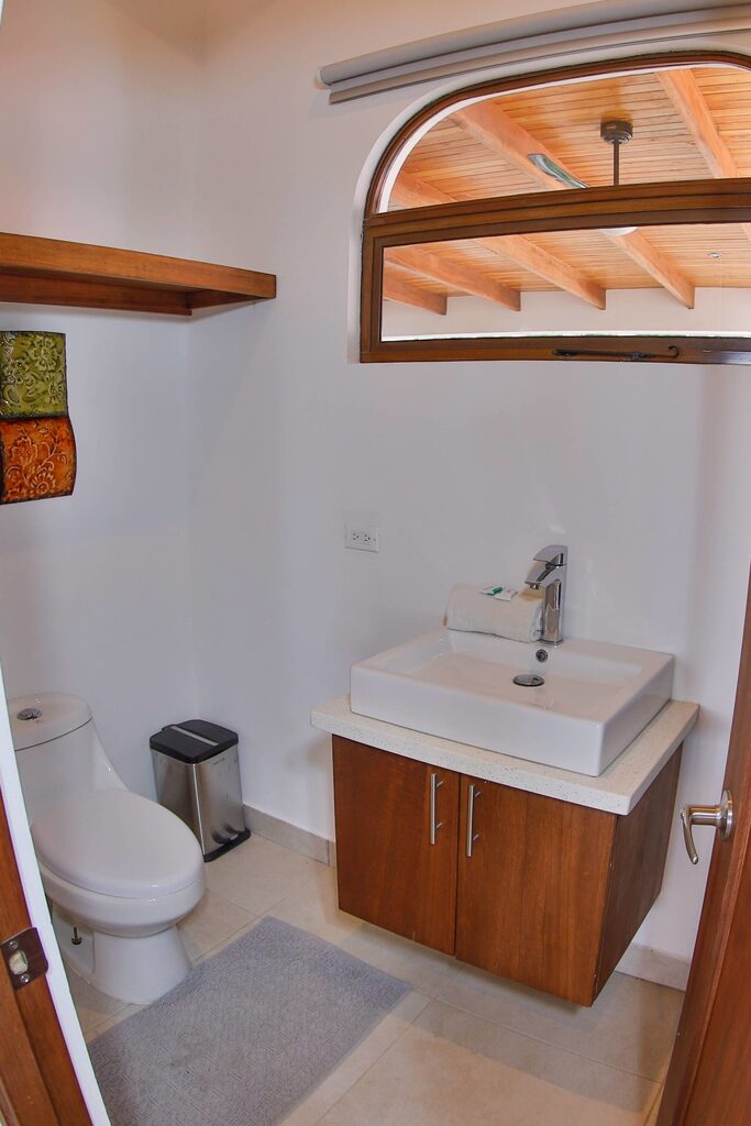 Full sized bathroom with wooded details with a lot of extras included!!