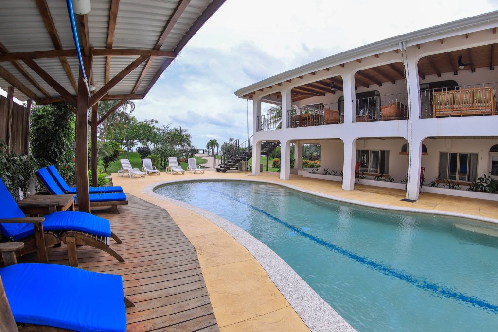 Great private pool with beach chairs and a ranch inside the Villa, perfect for entertainment!!