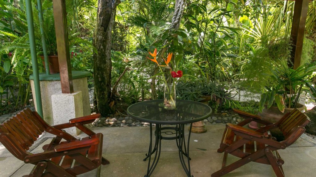 A quiet jungle hideaway for intimate conversations.