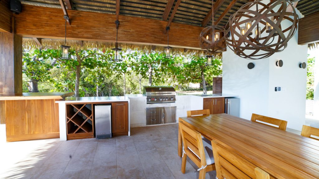 A barbecue area for you and your vacation group to enjoy.