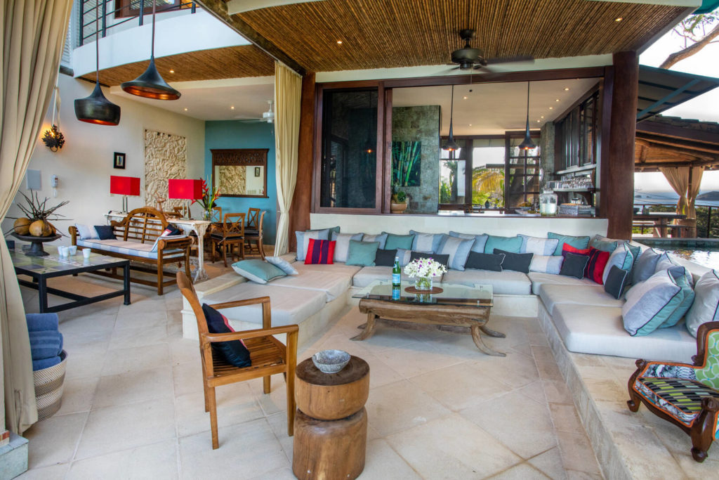 Wine and dine your whole group in this amazing living space open to the fresh ocean breeze.