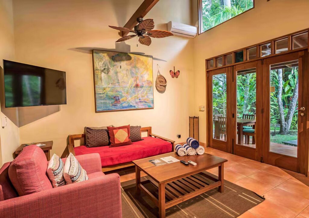 Fine art and comfy furniture make this a great hangout spot.