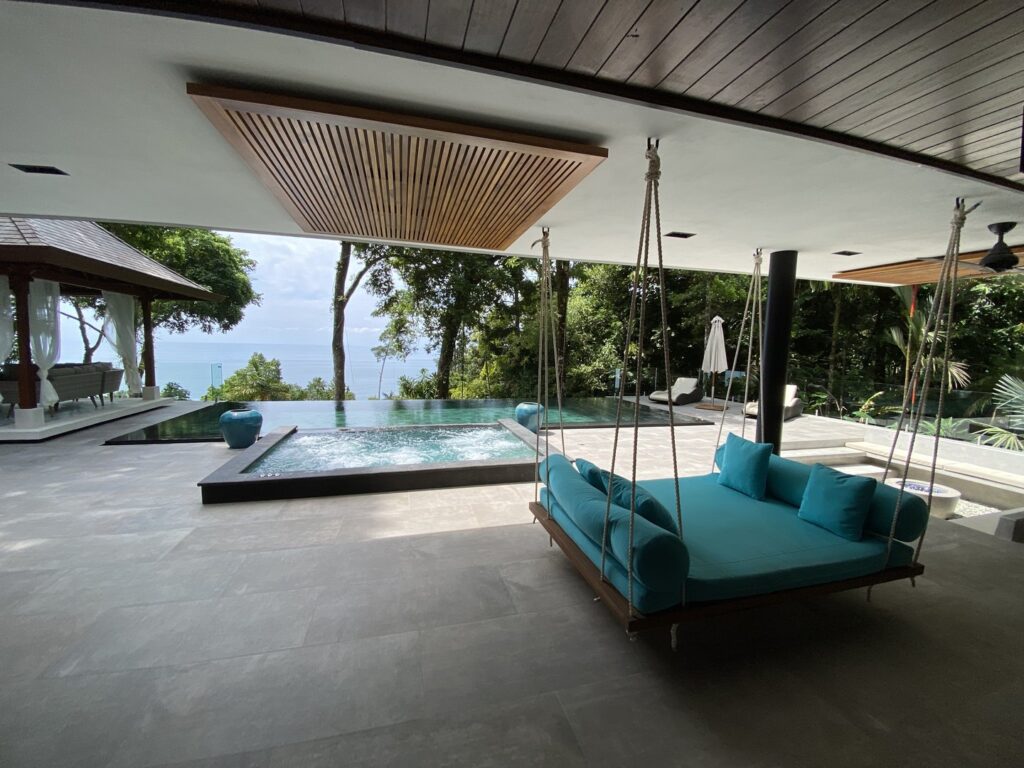 hanging-bed-jacuzzi-and-pool