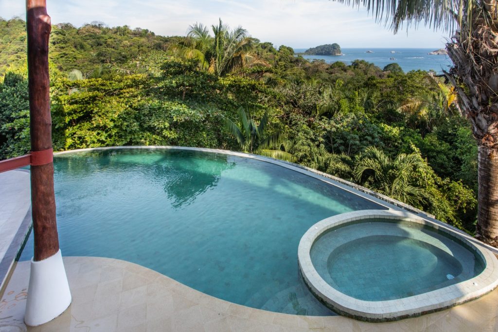 Sit down relax, let your thoughts go as you watch the magnificent pacific ocean of Manuel Antonio