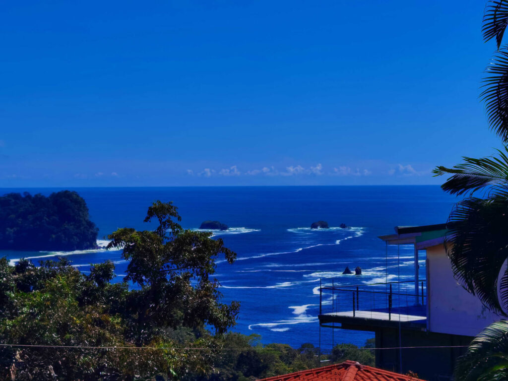 Enjoy this amazing Pacific coastal view from your luxury vacation home in Manuel Antonio.
