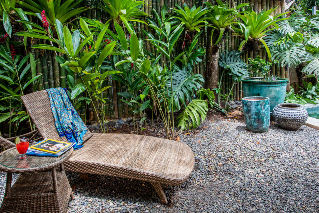 This lush jungle paradise set in the heart of Manuel Antonio is a beautiful example of landscaping and design. 