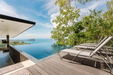 A contemporary luxury villa in Manuel Antonio