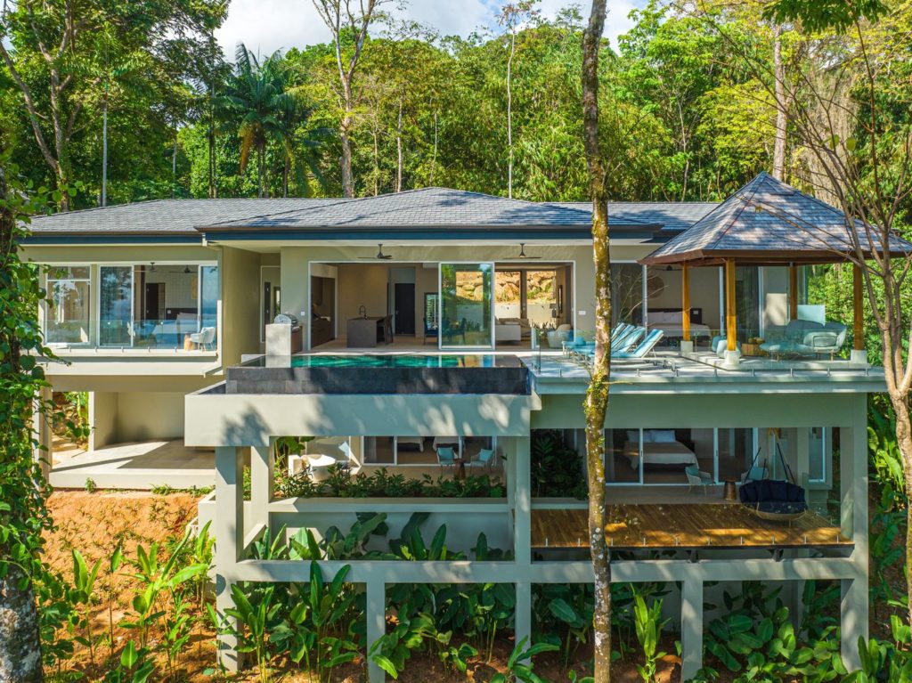 The masterful architecture of this contemporary villa makes the most of the surrounding jungle and ocean views.