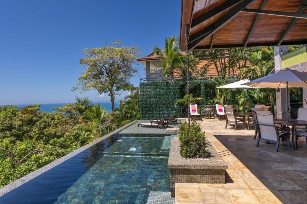 manuel-antonio-luxury-hilltop-villa