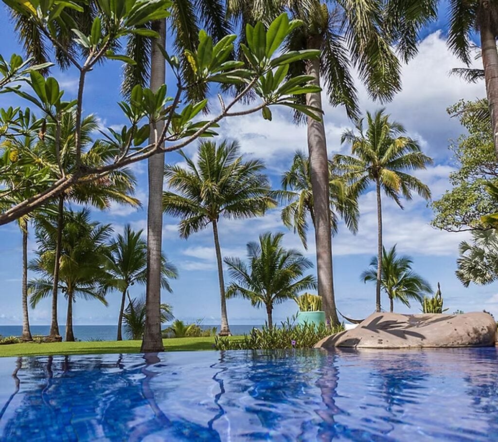gorgeous beachfront villa