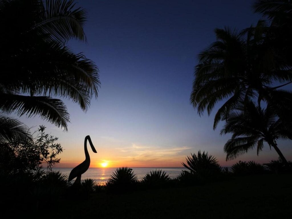 The spectacular sunsets you will experience from the villa are framed by epic silhouettes. 
