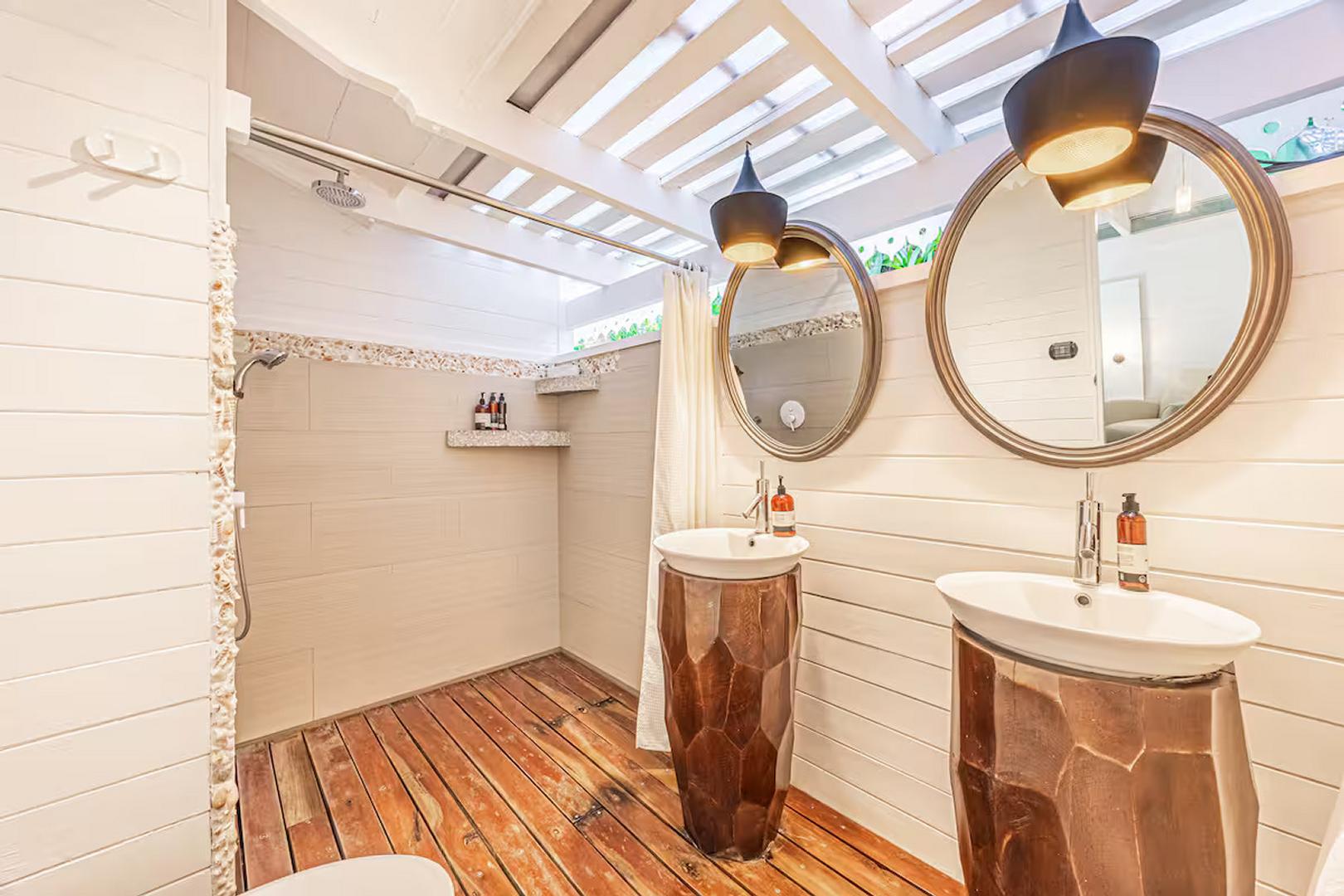 gorgeous beachfront villa