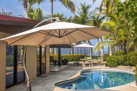 beautiful beachfront villa