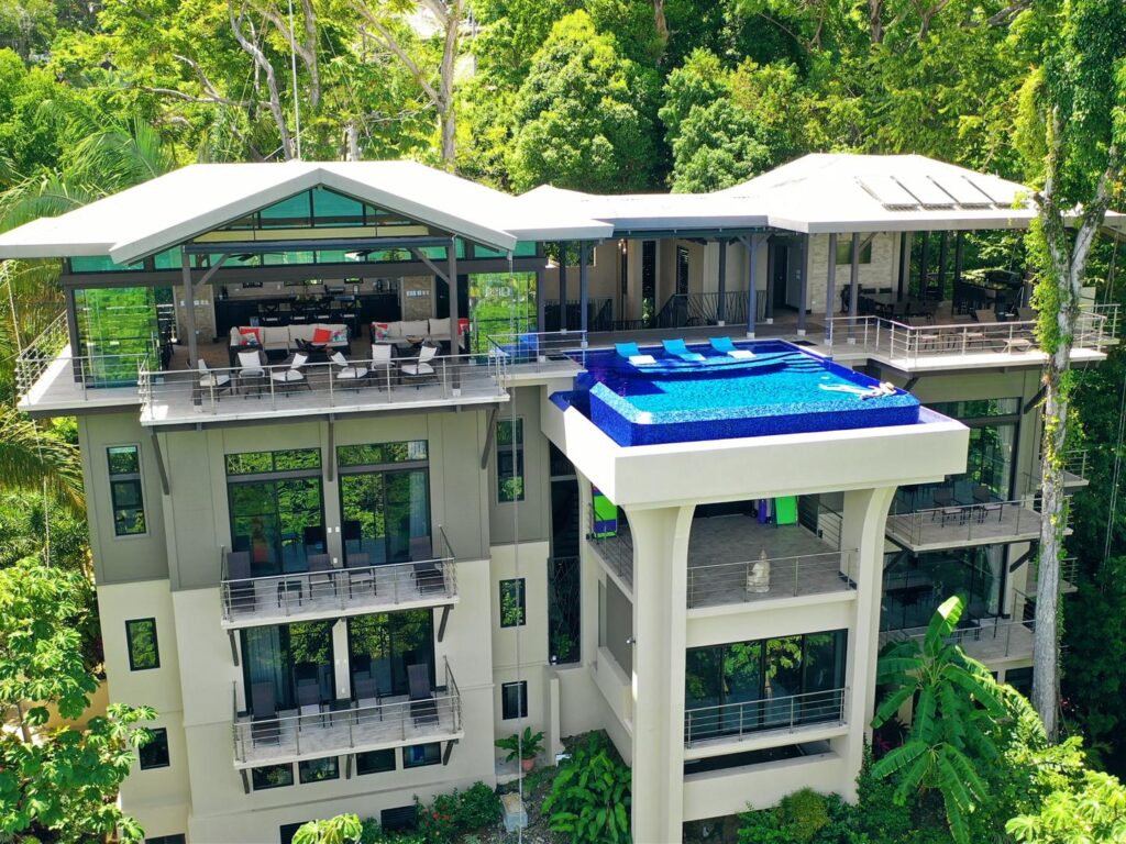 ocean-views-and-stunning-infinity-pool