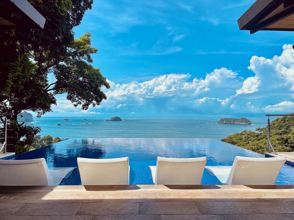 Take in endless Pacific views while relaxing on in-pool loungers.