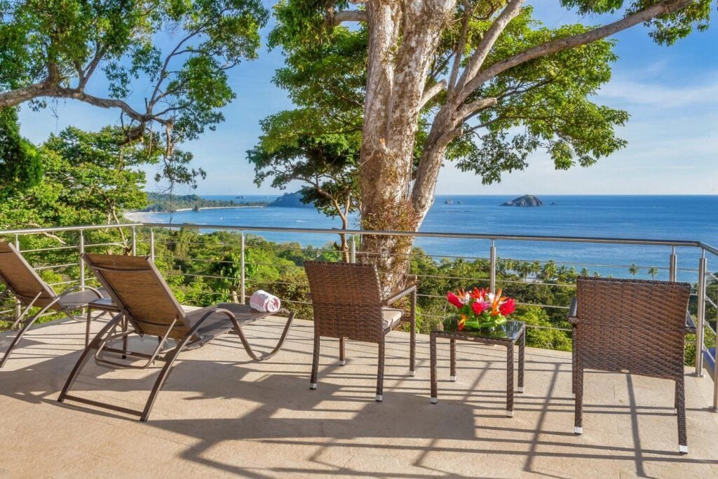 Relax on the sundeck while gazing out at Manuel Antonio’s stunning coastline.