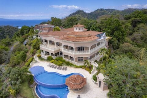 10 Bedroom Vacation Villa in Los Sueños